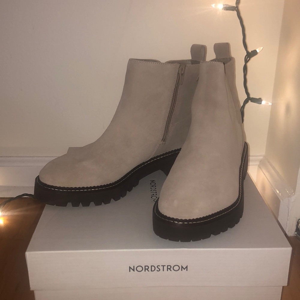 Nordstrom water resistant Chelsea boot